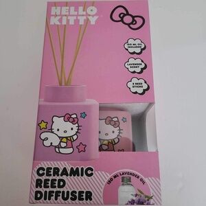 Hello Kitty pink ceramic diffuser w/5 reed sticks &120ml lavender oil brand new